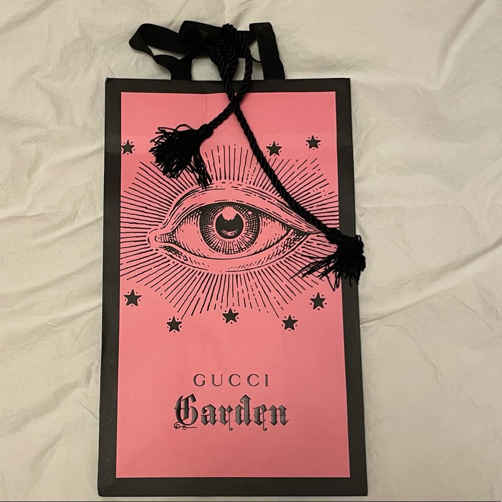 Gucci shopping bag